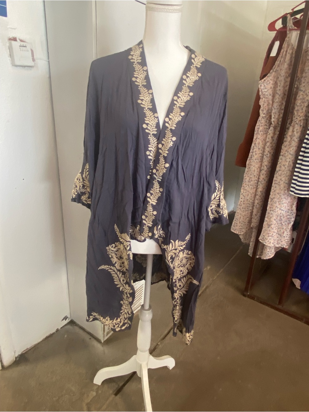 ANDREE BY UNIT Navy Blue Embroidered Kimono Cardigan with Cream Trim